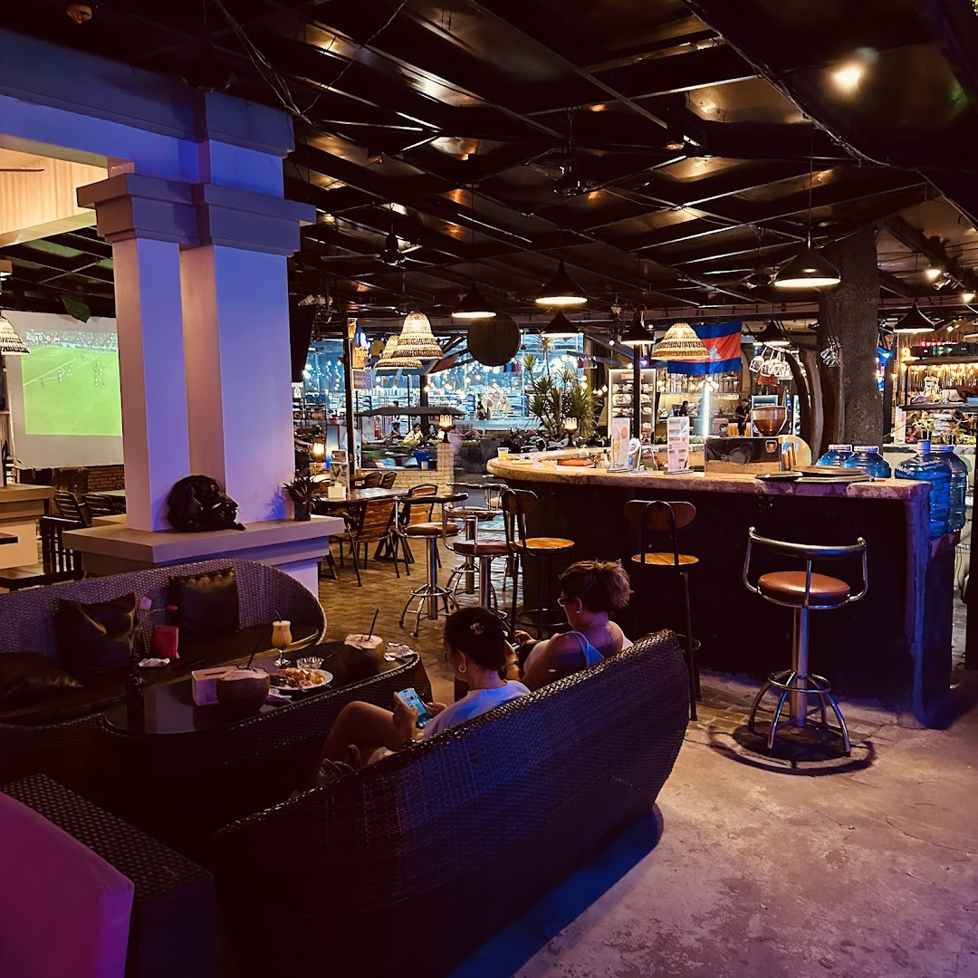 Mezze Bar & Bistro